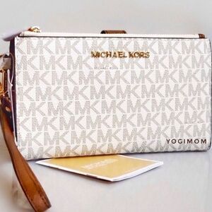 MICHAEL KORS Wallet Wristlet Smart Cell phone Purse Vanilla Signature doublezip